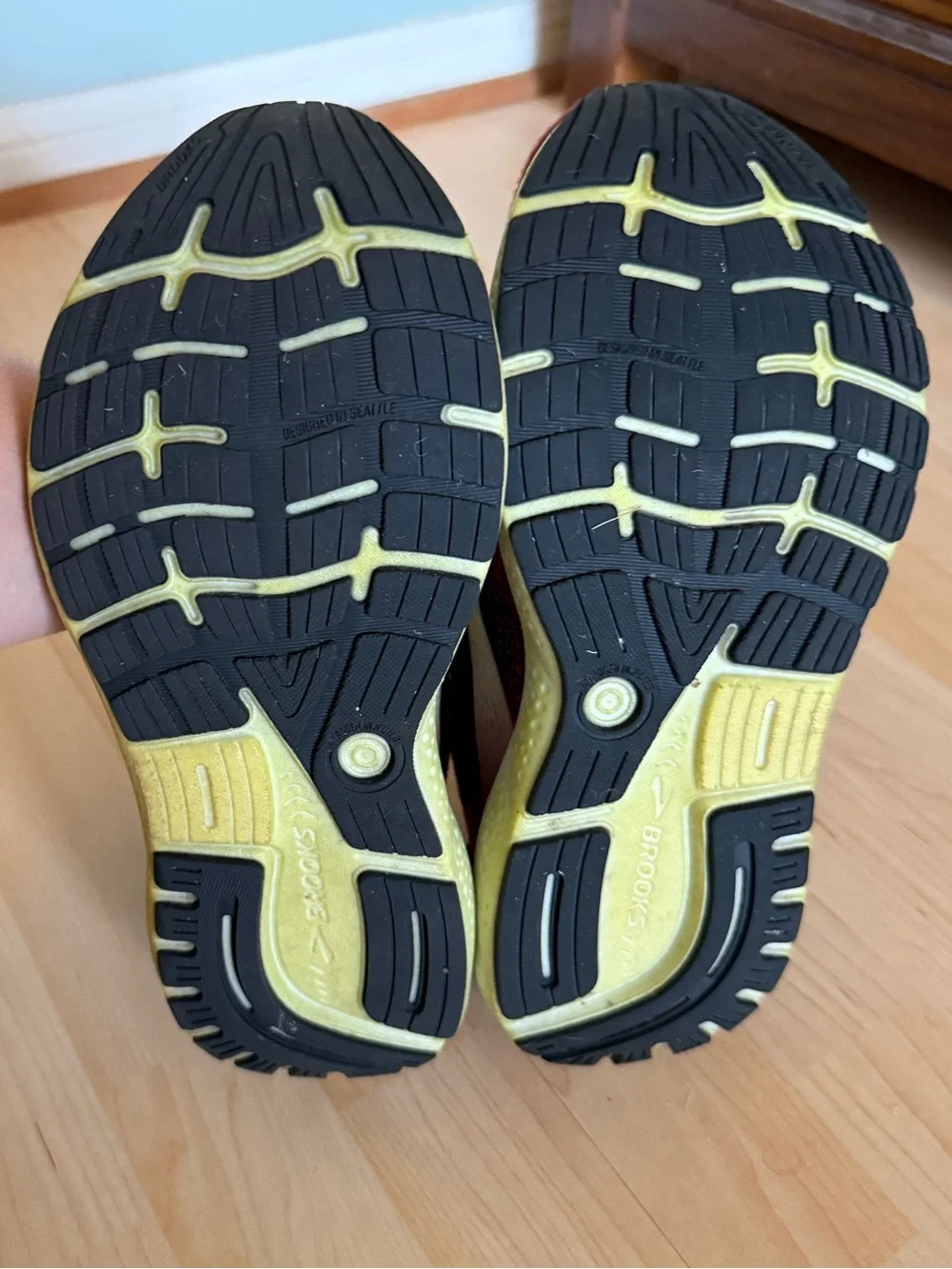 Brooks breathable knit